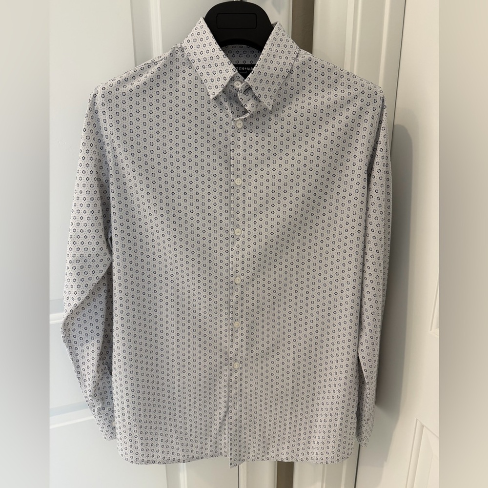 Mizzen and Main, Leeward, Medium Trim